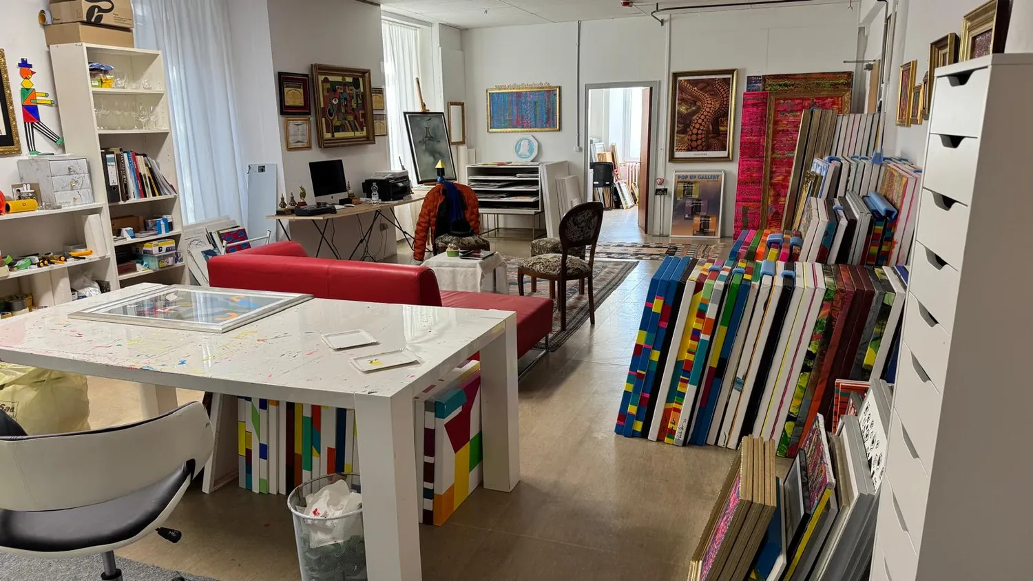 Dieter Korb – Künstler und Galerist – Atelier, Innere